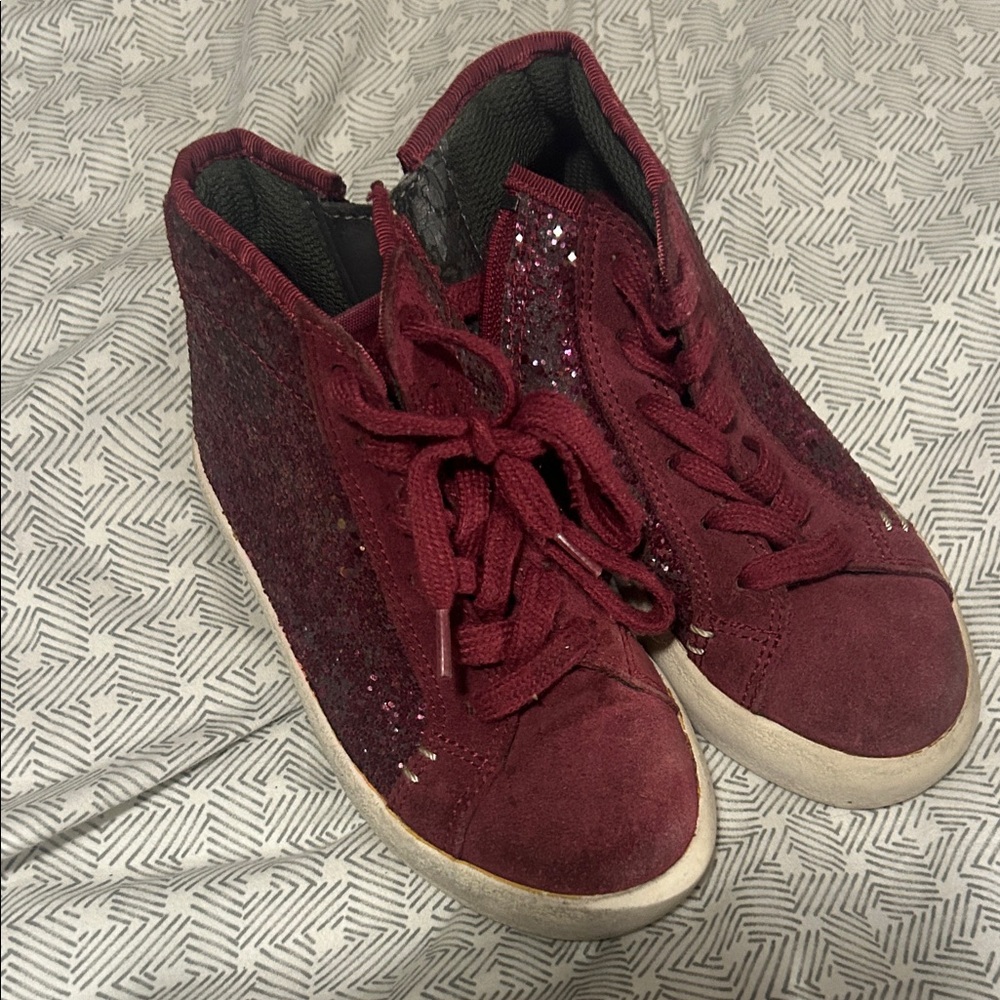 girls Clarks Sparkle Burgundy High-Top Sneakers - 9.5